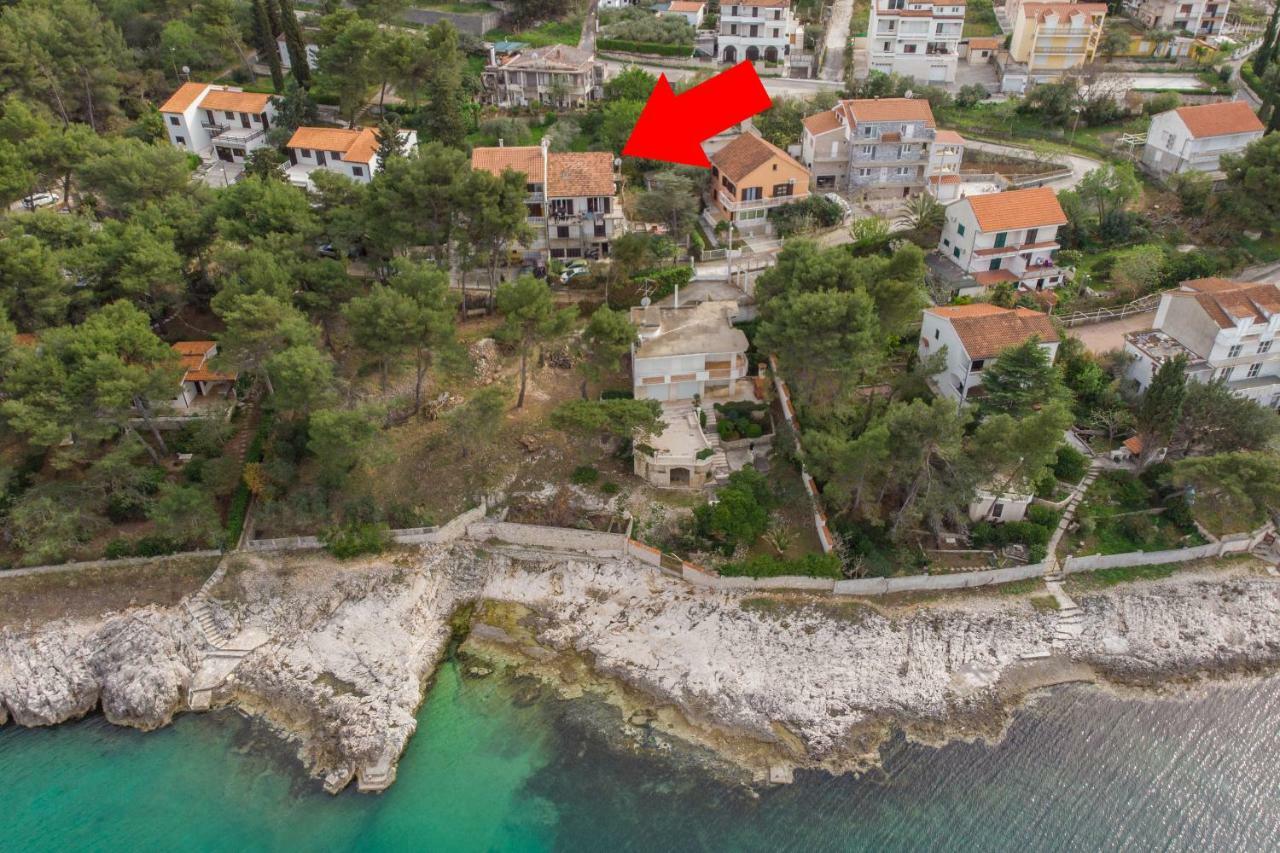 Apartment Ribica Slatine Bagian luar foto